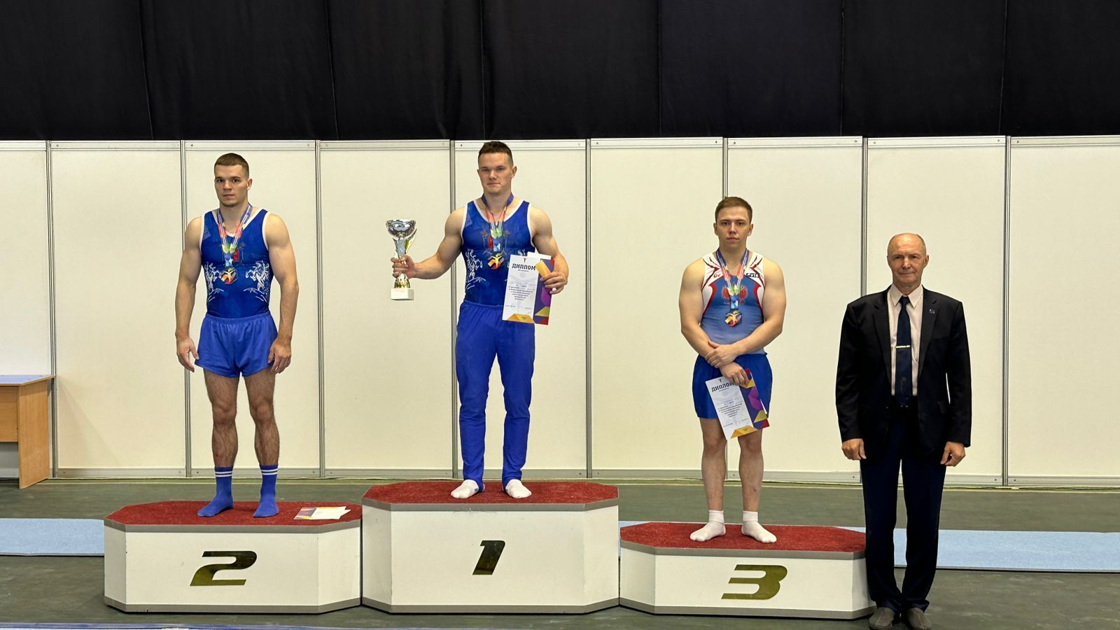 АРМЕЙСКИЙ ГИМНАСТ ПОБЕДИЛ НА ВСЕРОССИЙСКИХ СОРЕВНОВАНИЯХ ПО СПОРТИВНОЙ ГИМНАСТИКЕ