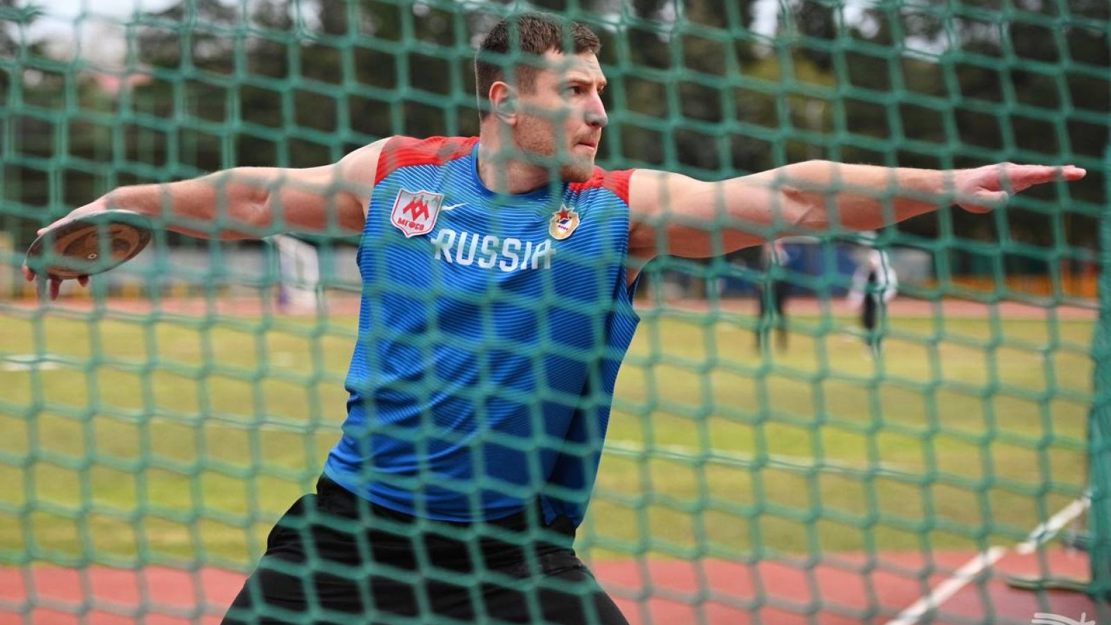 АРМЕЙЦЫ ЗАВОЕВАЛИ РОССЫПЬ МЕДАЛЕЙ НА ВСЕРОССИЙСКИХ СОРЕВНОВАНИЯХ ПО ДЛИННЫМ МЕТАНИЯМ