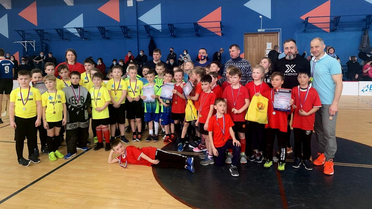 Спортцентр г. Екатеринбург ЦСКА/Самара провел турнир по флорболу посвящённый празднованию 98-летия ФАУ МО РФ ЦСКА