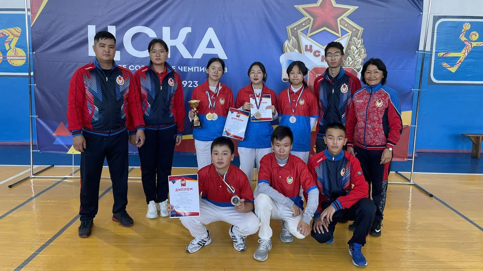 «Золото» и «серебро» у воспитанников спортшколы «ЦСКА-Тыва» самарского филиала ЦСКА на открытом первенстве СШ (ОРК «ЦСКА-Тыва») по стрельбе из лука