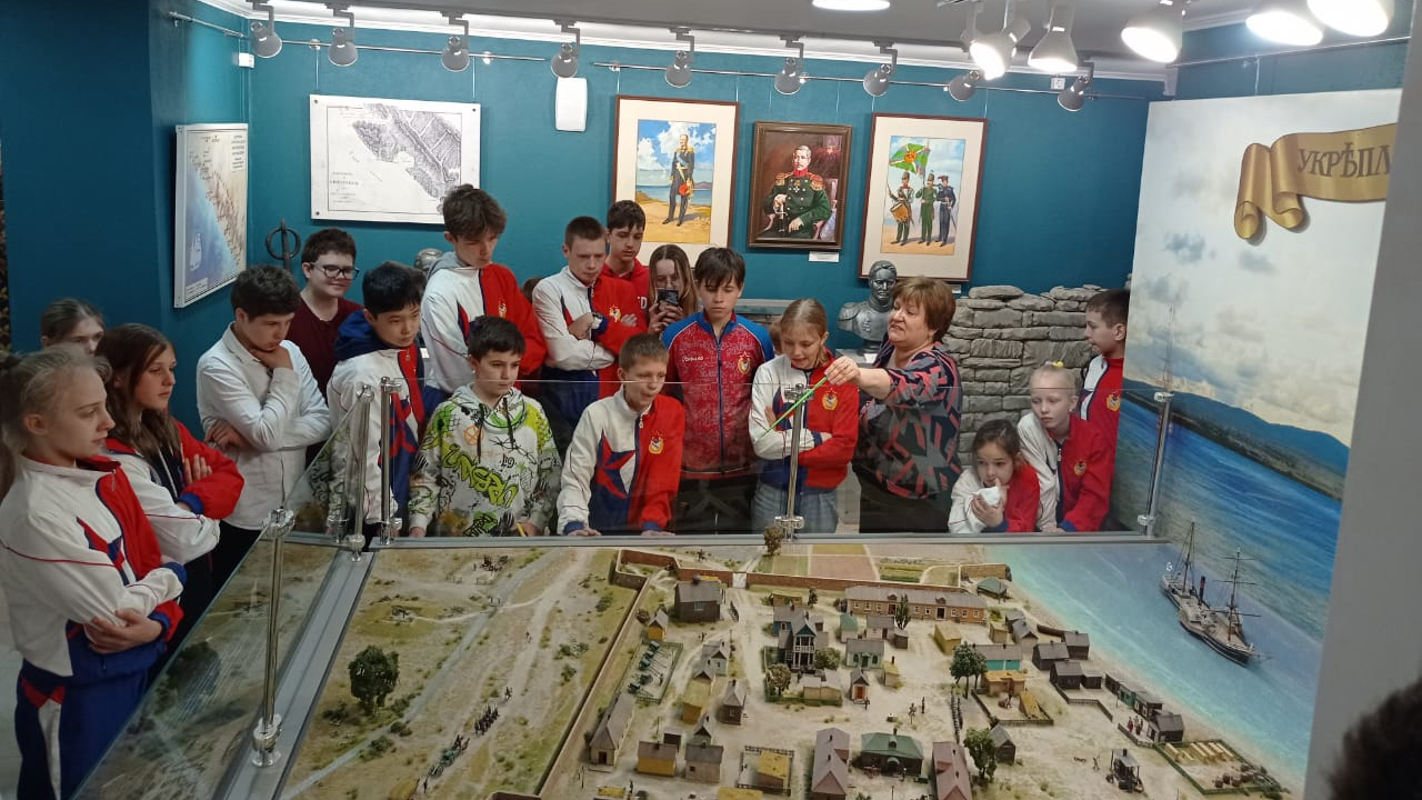 История становления спорта. Воспитанники спортивной школы ЦСКА г. Геленджик посетили историко-краеведческий музей города-курорта