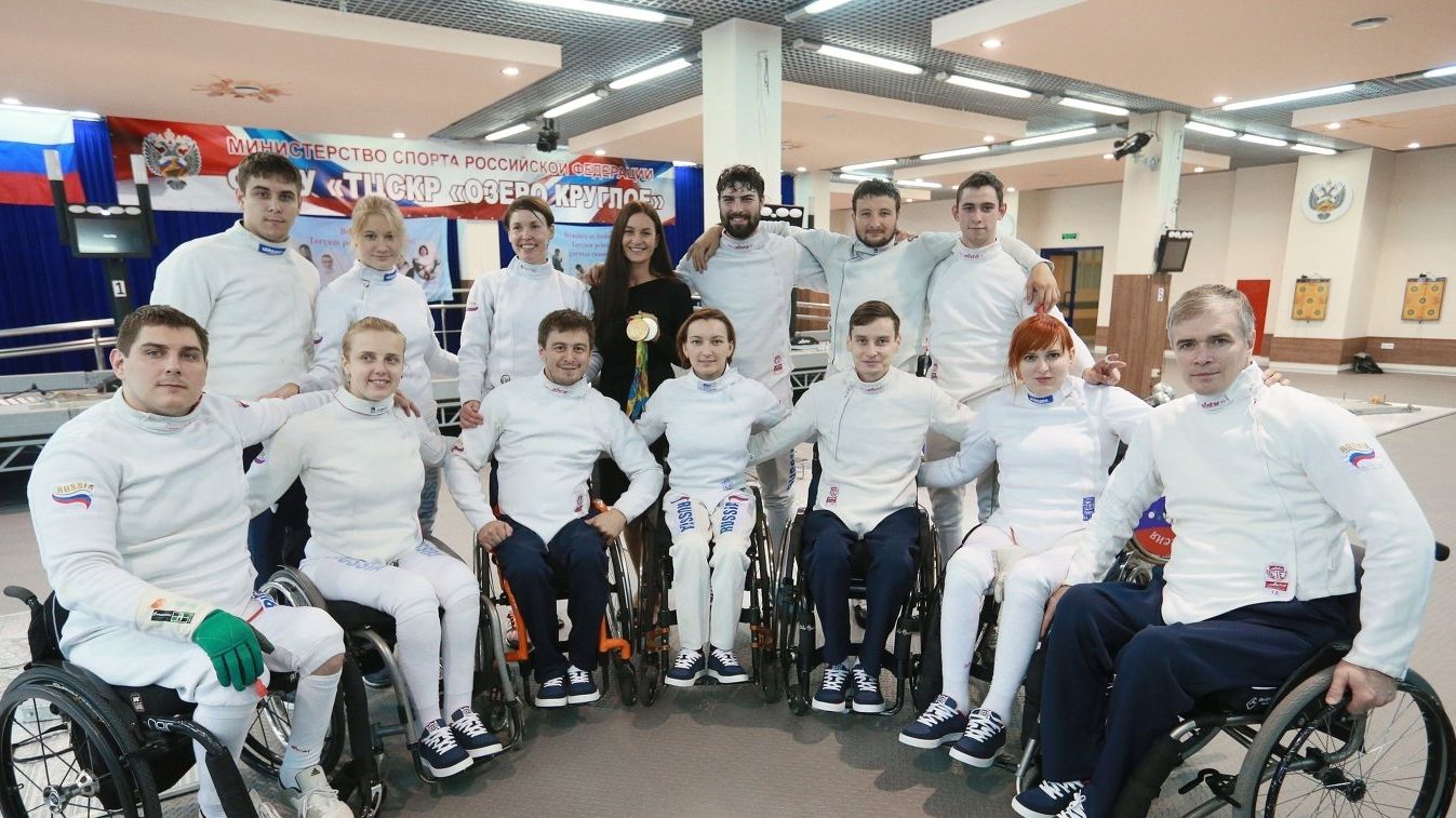 Софья Великая поддержала фехтовальщиков-паралимпийцев