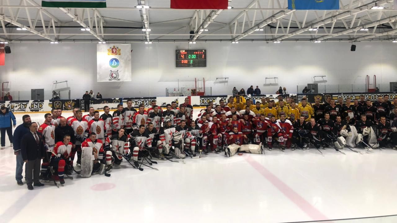 Екатеринбурге завершился этап Кубка ВС РФ по хоккею среди сборных команд образовательных организаций высшего образования МО РФ дивизиона «Центр»