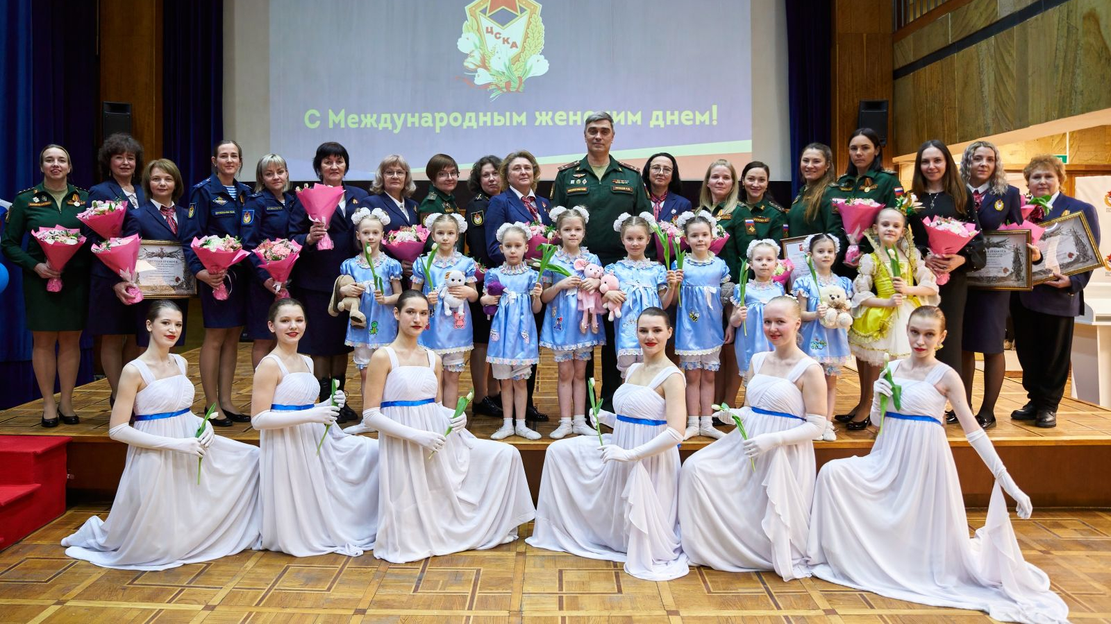 18 СОТРУДНИЦ ЦСКА БЫЛИ УДОСТОЕНЫ ВЕДОМСТВЕННЫХ НАГРАД МИНОБОРОНЫ И МИНСПОРТА