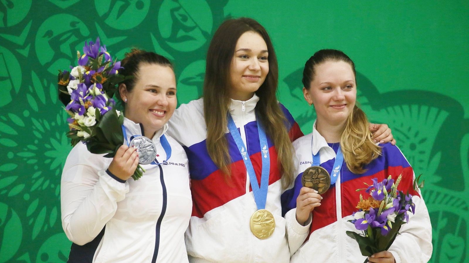 Армейские стрелки Юлия Зыкова и Полина Хорошева принесли две награды на II Европейских играх