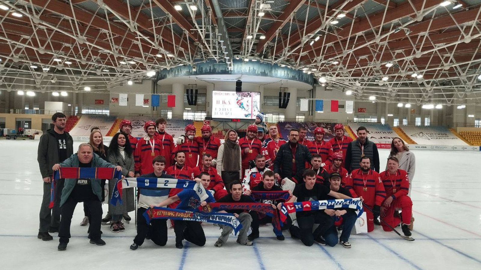 Любительский хоккейный клуб ЦДКА дебютировал с победы