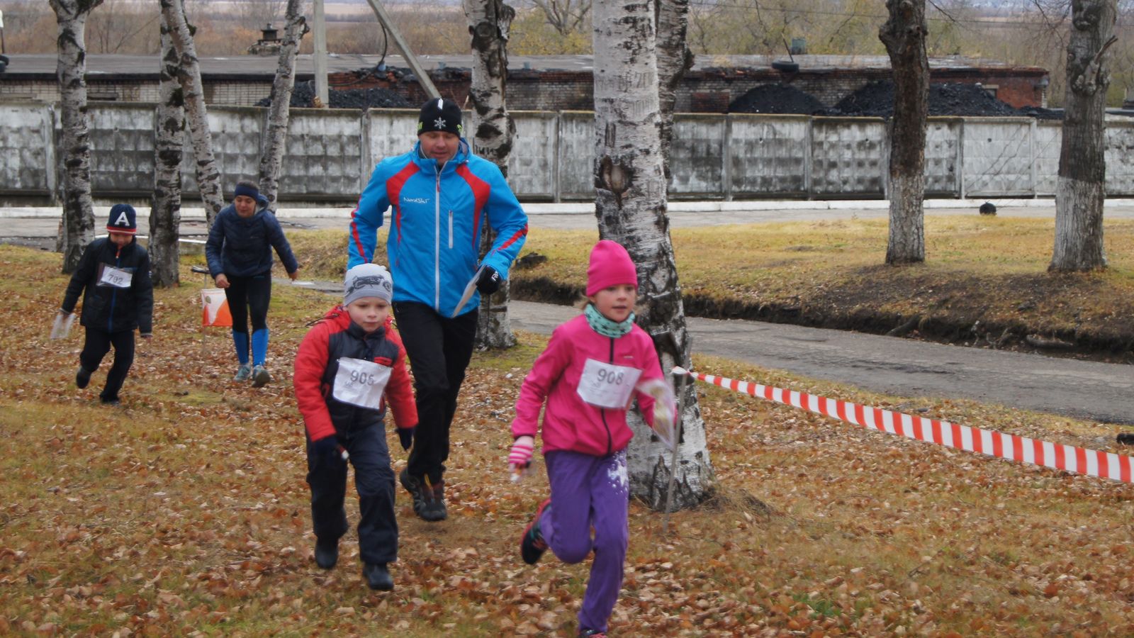 На открытом первенстве СШ(ОРК) ЦСКА (г. Хабаровск) по спортивному ориентированию её воспитанники завоевали 5 медалей