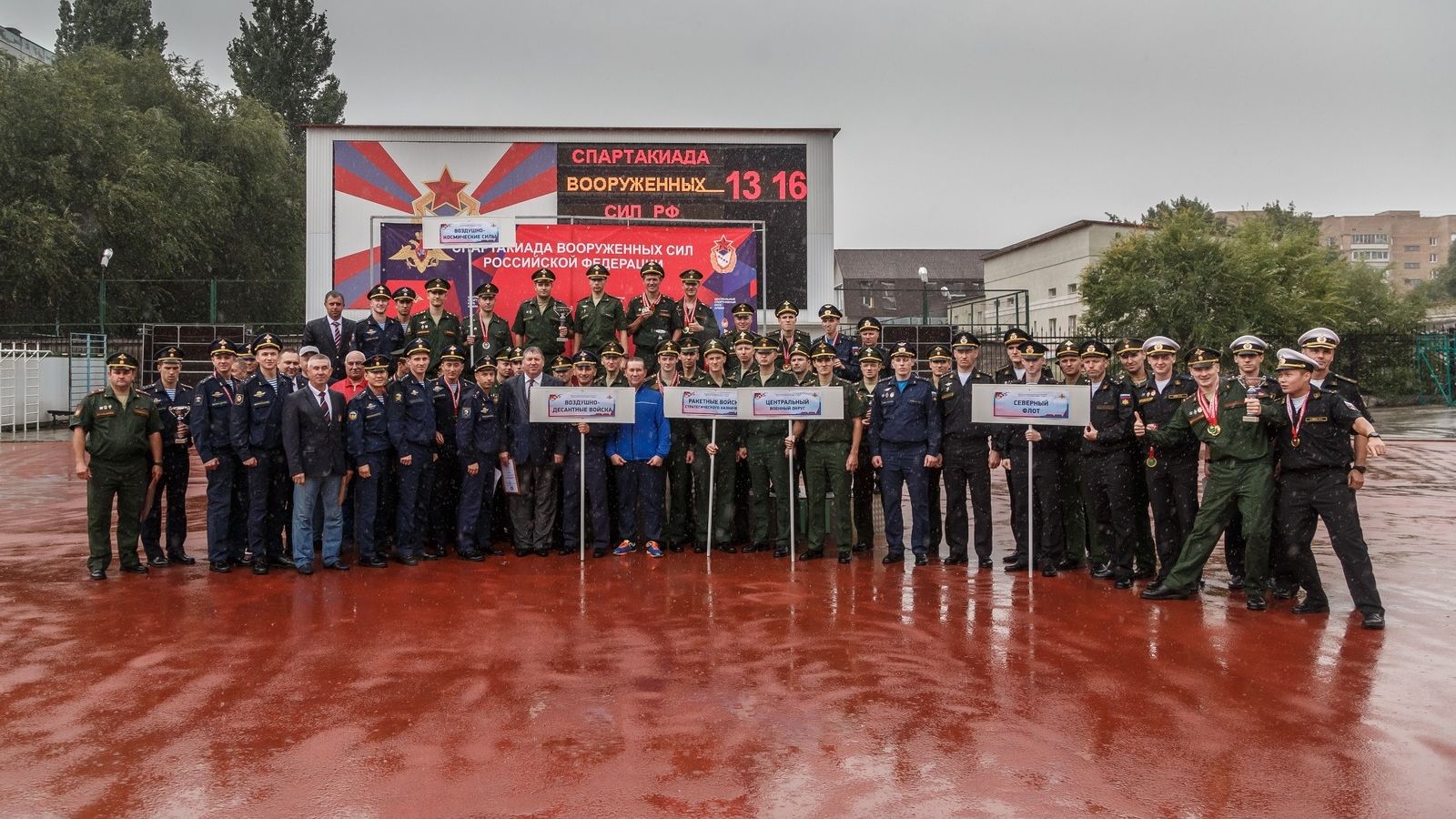 Сборные ВКС и ВВО уверенно выиграли чемпионат Вооруженных Сил РФ по офицерскому троеборью