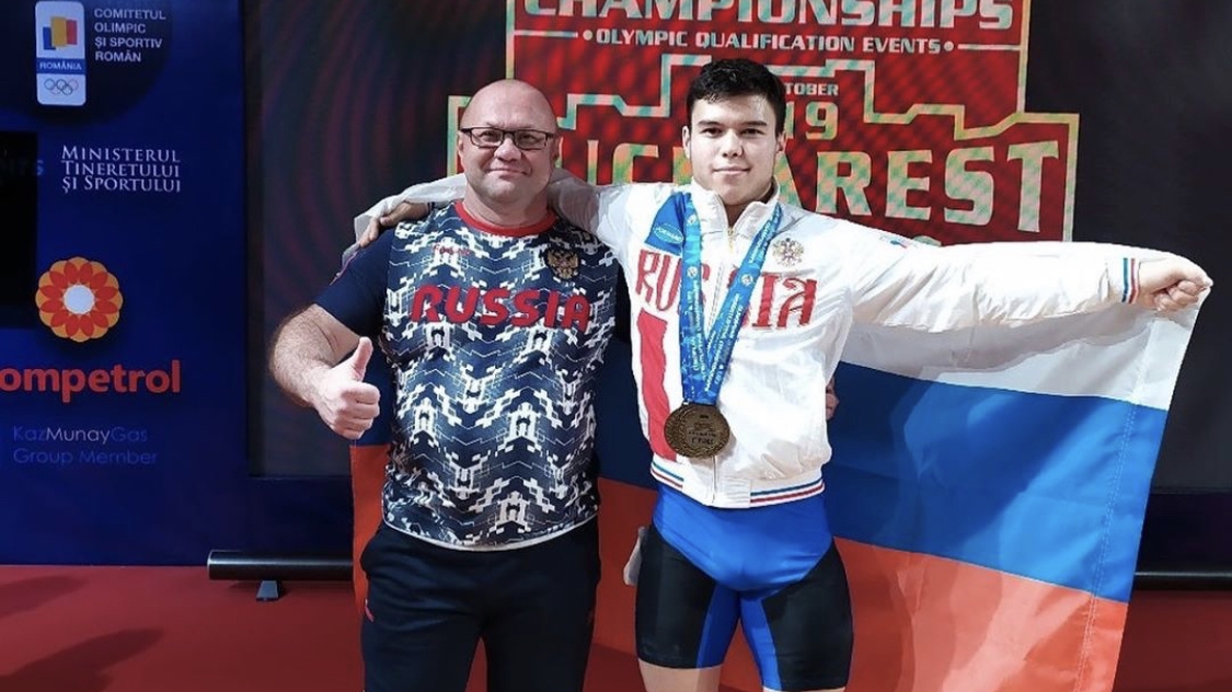 Армеец Зулфат Гараев – чемпион Европы по тяжелой атлетике