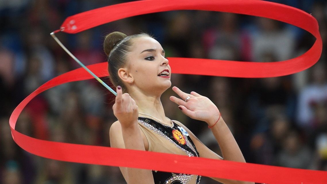Армейская гимнастка Дина Аверина победила в индивидуальном многоборье III этапа Гран-при