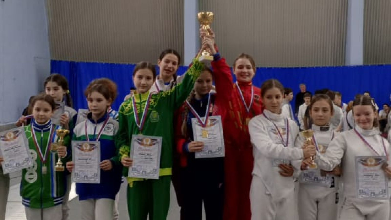 Спортсменка ЦСКА в составе команды заняла первое место на турнире по фехтованию