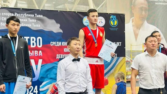 Восемь медалей в копилку ЦСКА принесли воспитанники спортшколы «ЦСКА-Тыва» на Первенстве Республики Тыва по боксу