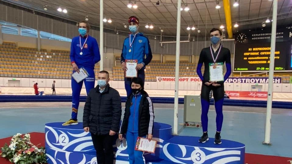 Закрыл сезон победой! Рядовой спортивной роты ЦСКА г. Самара Даниил Чмутов выиграл Всероссийские соревнования по конькобежному спорту «Коломенский лёд»