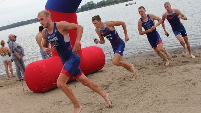 Триатлеты ЦСКА Артем Козловский и Рафаэл Исмаилов завоевали медали первенства России по кросс-триатлону