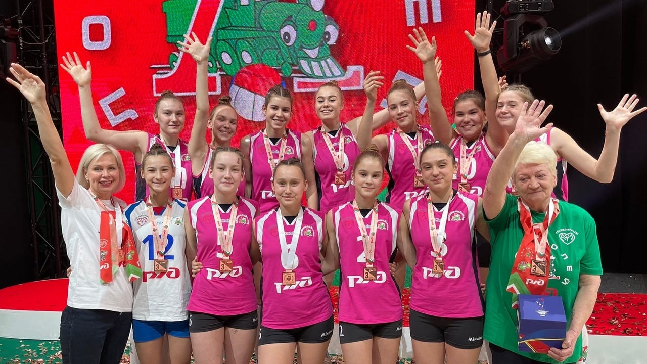 Волейболистки спортшколы г. Абакан (Республика Хакасия) ЦСКА/Самара – бронзовые призеры Первенства «Локоволей-2020»