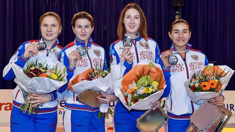 Армейские рапиристки Инна Дериглазова и Аделина Загидуллина завоевали три награды на этапе Кубка мира по фехтованию