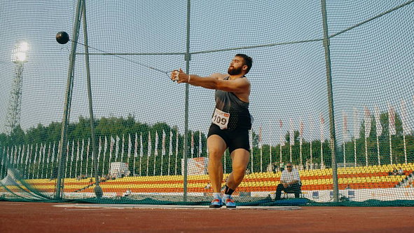 Армеец Валерий Пронкин признан лучшим спортсменом России 2024 года