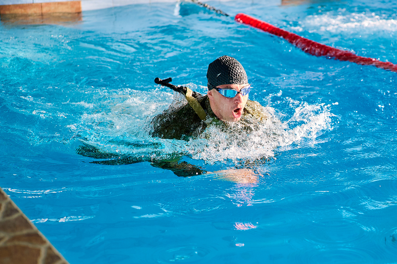 В бассейне хабаровского филиала ЦСКА завершился чемпионат ВВО по плаванию 