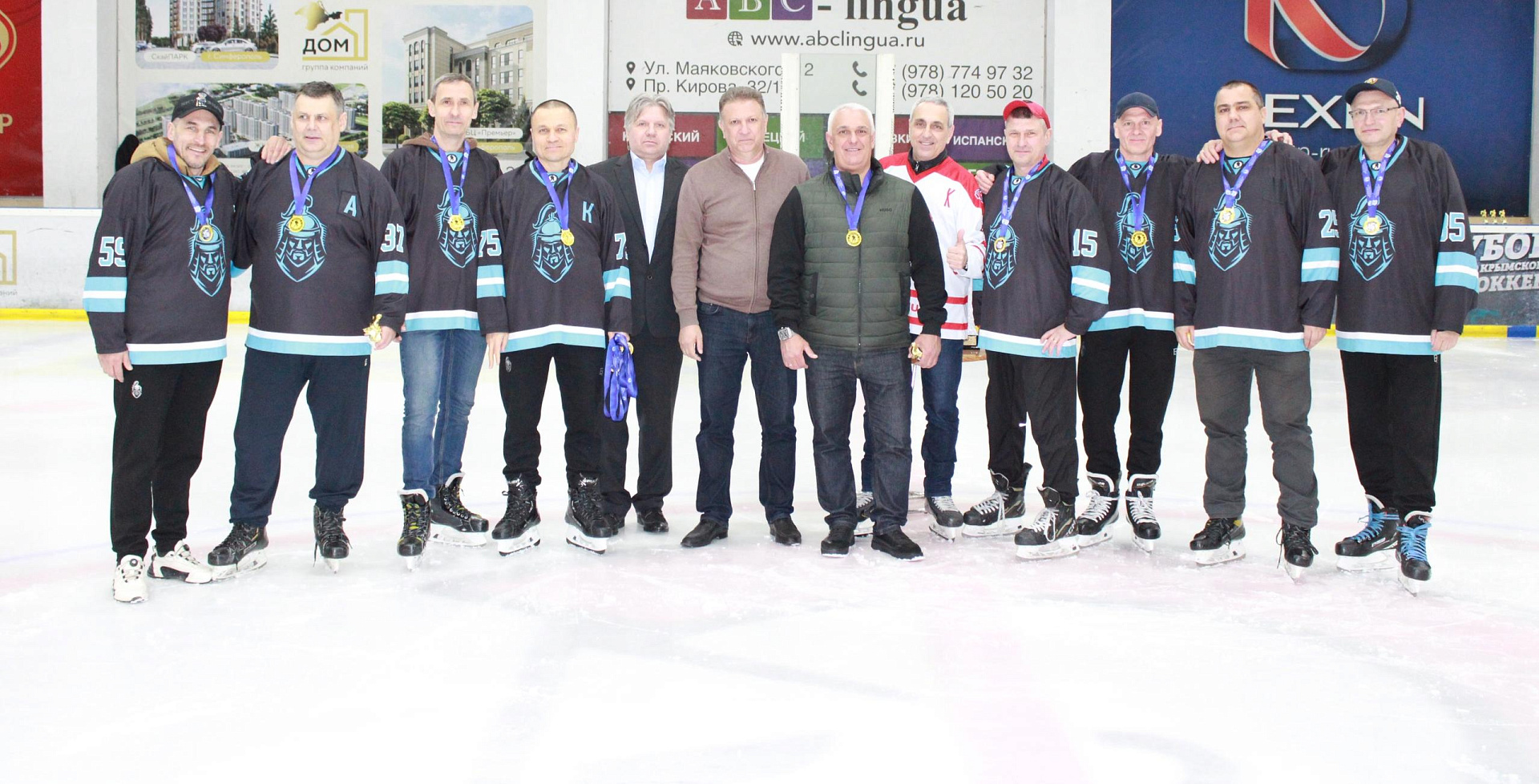 Инструктор по детскому хоккею филиала ЦСКА (г. Севастополь) стал чемпионом Крыма в НХЛ