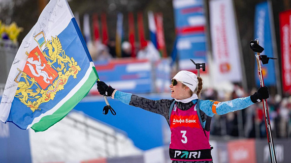 Армейцы заняли весь пьедестал в большом масстарте на Альфа-Банк Кубке России по биатлону