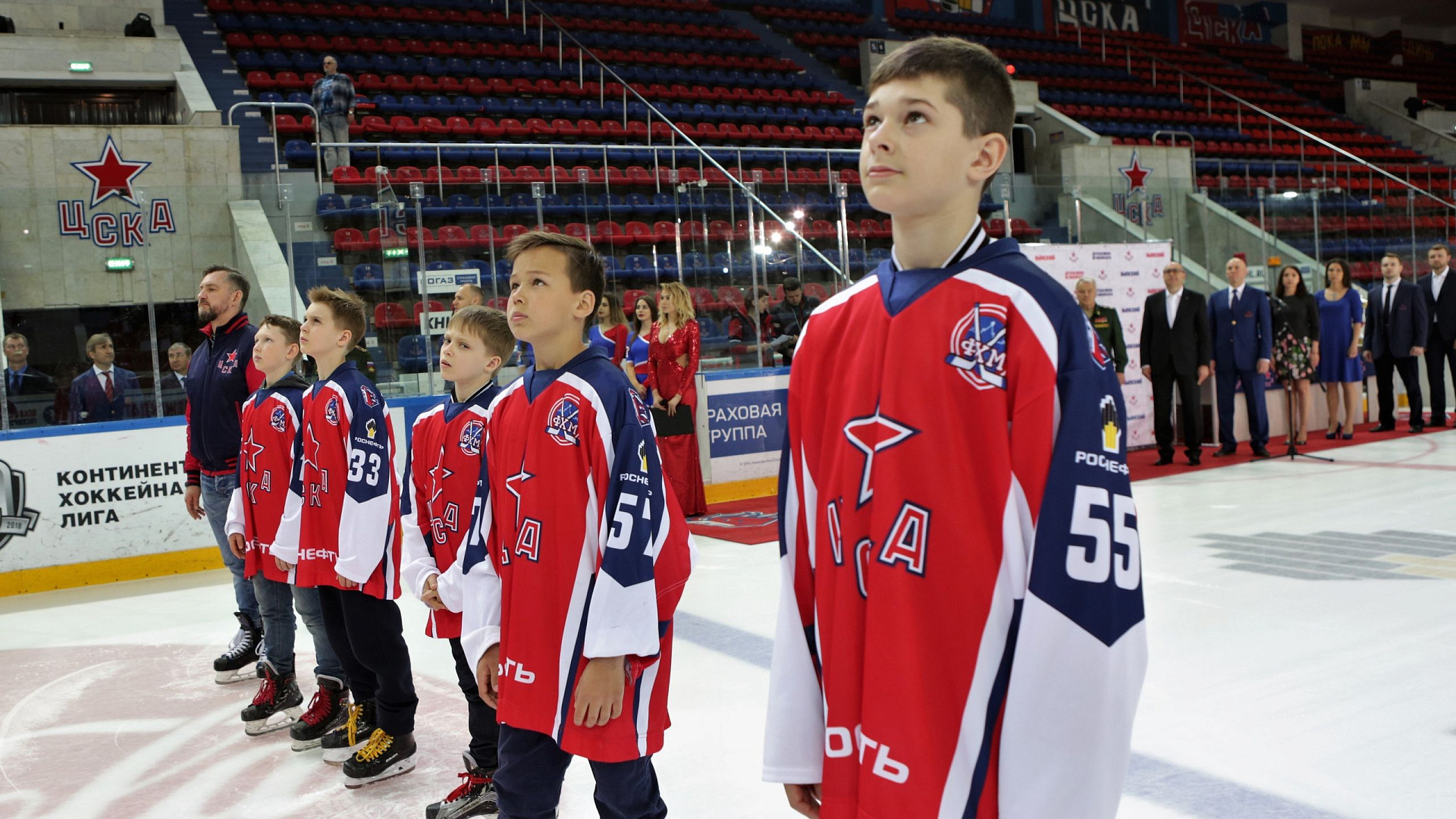 В Ледовом дворце ЦСКА состоялся выпускной вечер детской школы ПХК ЦСКА