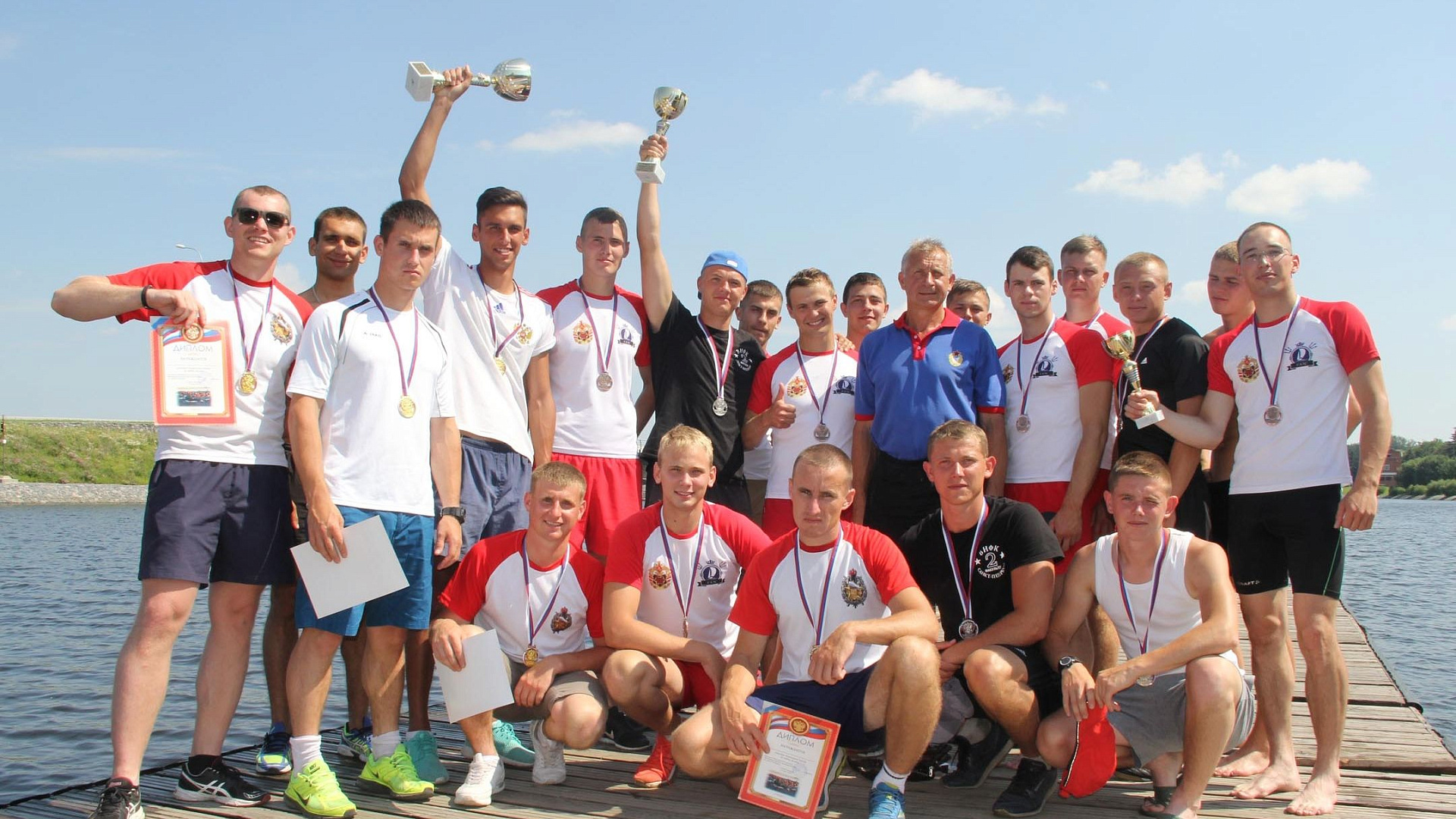 Гребцы ЦСКА/Санкт-Петербург – победители чемпионата и первенства России по гребле на ЯЛ-6