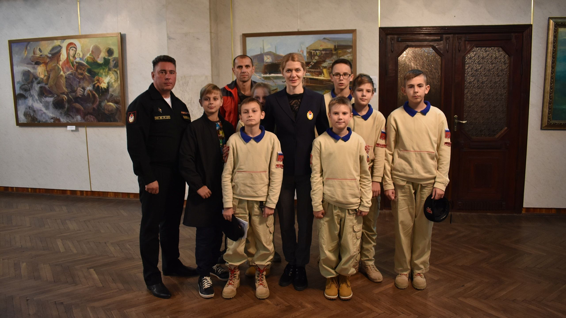 Олимпийская чемпионка Анна Сивкова стала членом жюри полуфинальной игры КВН на Кубок Министра обороны в Севастополе