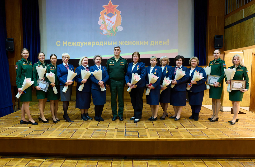 В Москве прошла торжественная церемония в честь Международного женского дня