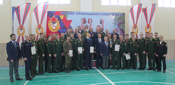 В Смоленске завершился чемпионат Вооруженных Сил РФ по рывку гири