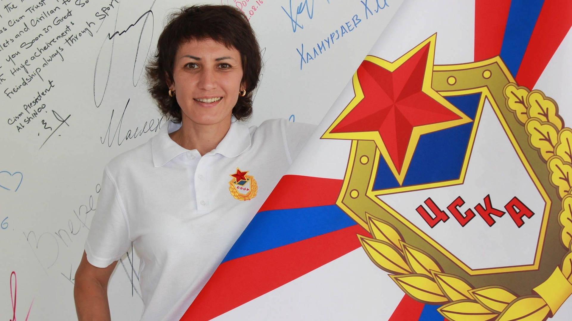 Олимпийские чемпионы ЦСКА посетили российских военнослужащих на авиабазе Хмеймим