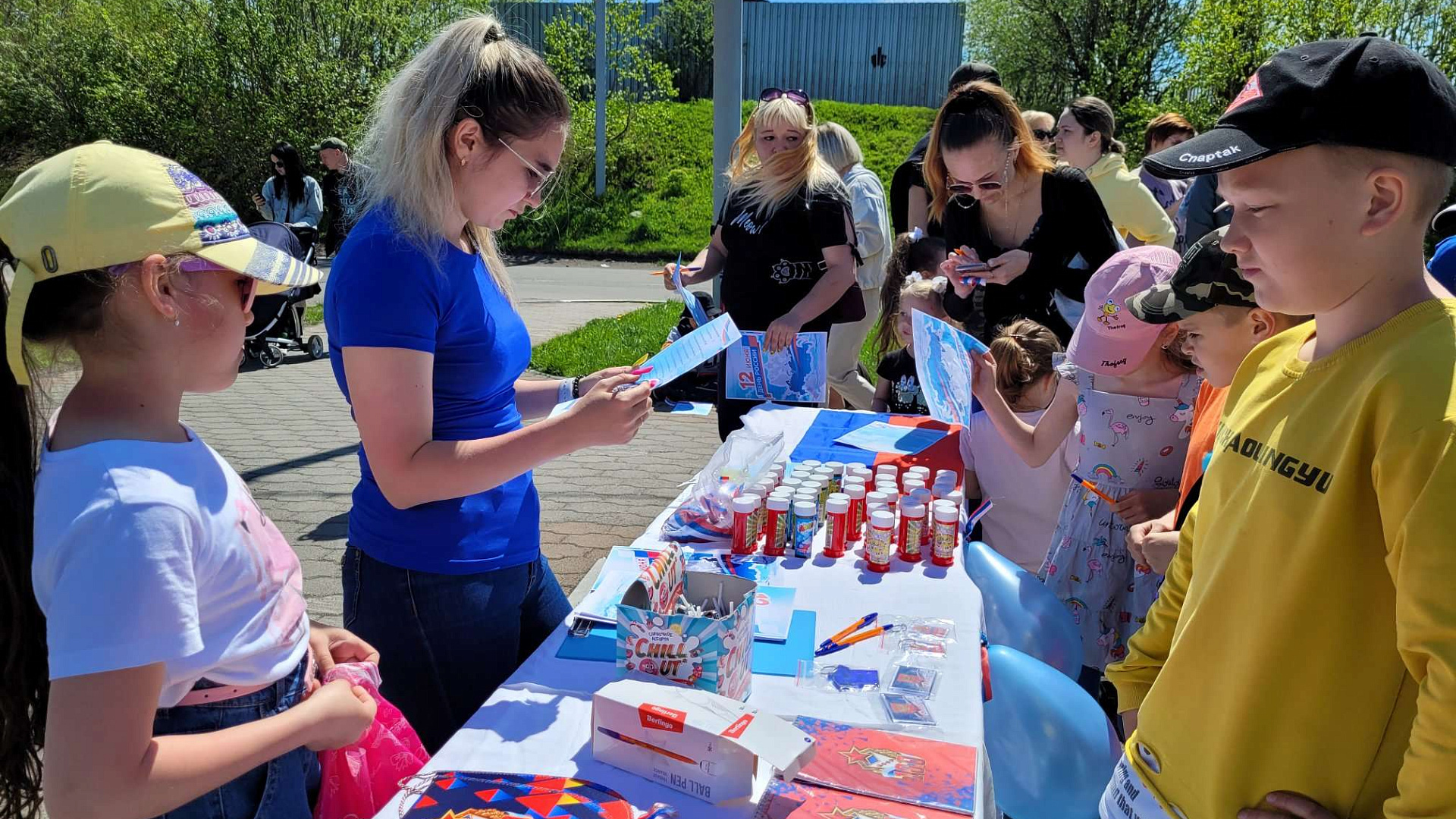 В День России в ледовом спорткомплексе «Айсберг» (г. Вилючинск) филиала ЦСКА/Хабаровск прошло торжественное мероприятие