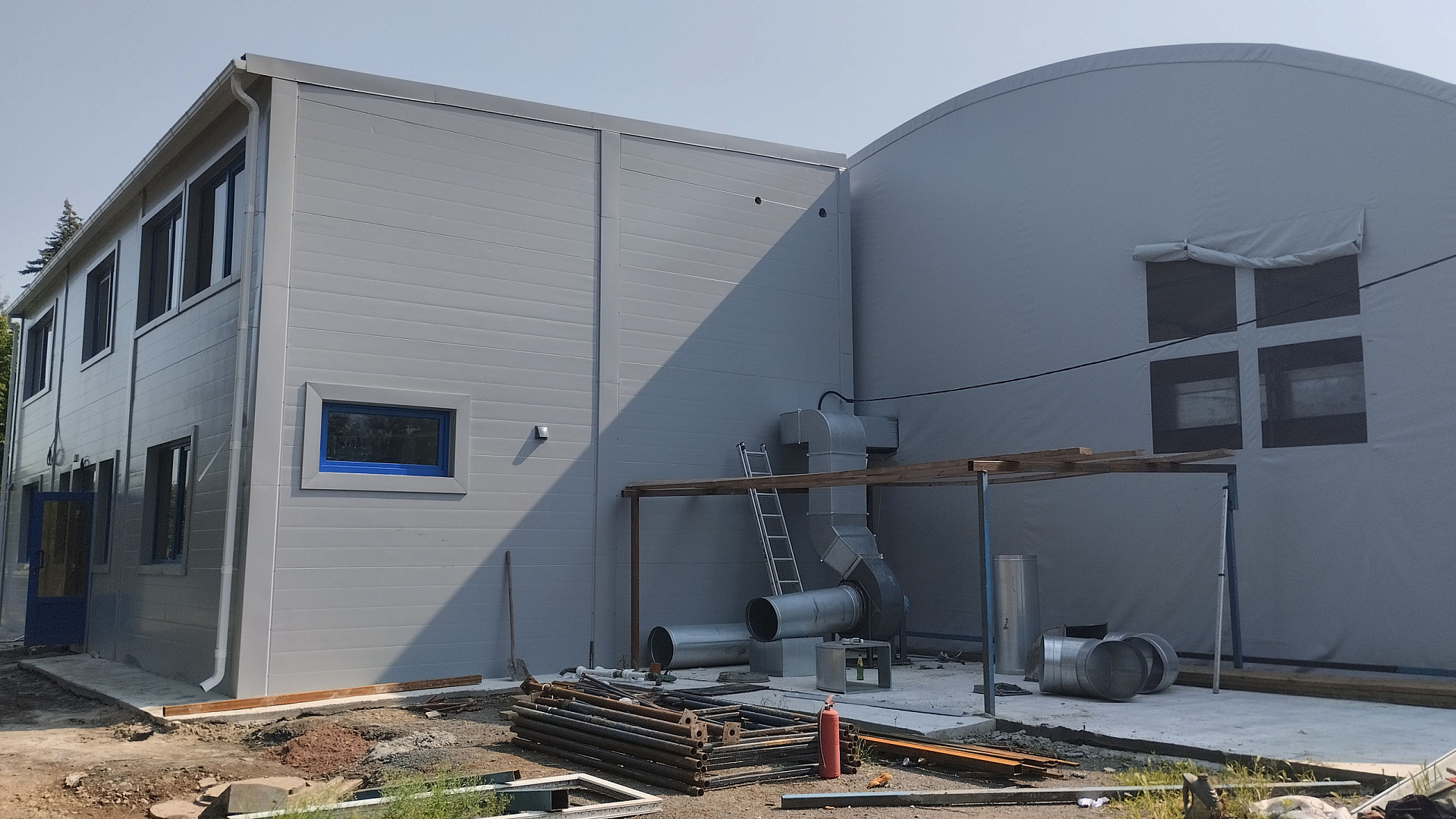 В ростовском филиале ЦСКА завершается строительство теннисного центра в честь 100-летия Центрального спортивного клуба Армии и популяризации здорового образа жизни