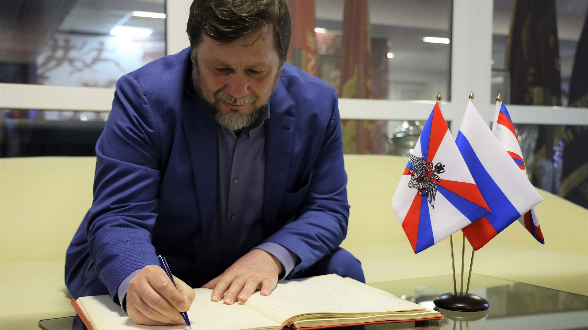 С Днем рождения Одес Хасаевич Байсултанов!