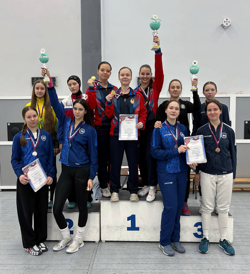 Рапиристки спортшколы «ЦСКА-Самара» завоевали золото первенства Приволжского федерального округа  