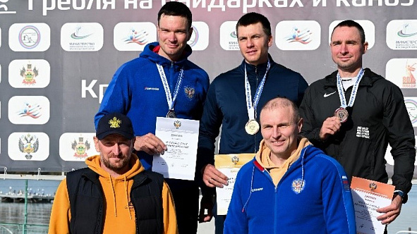 Спортсмен ЦСКА завоевал золотую медаль в Кубке России по гребле на байдарках и каноэ