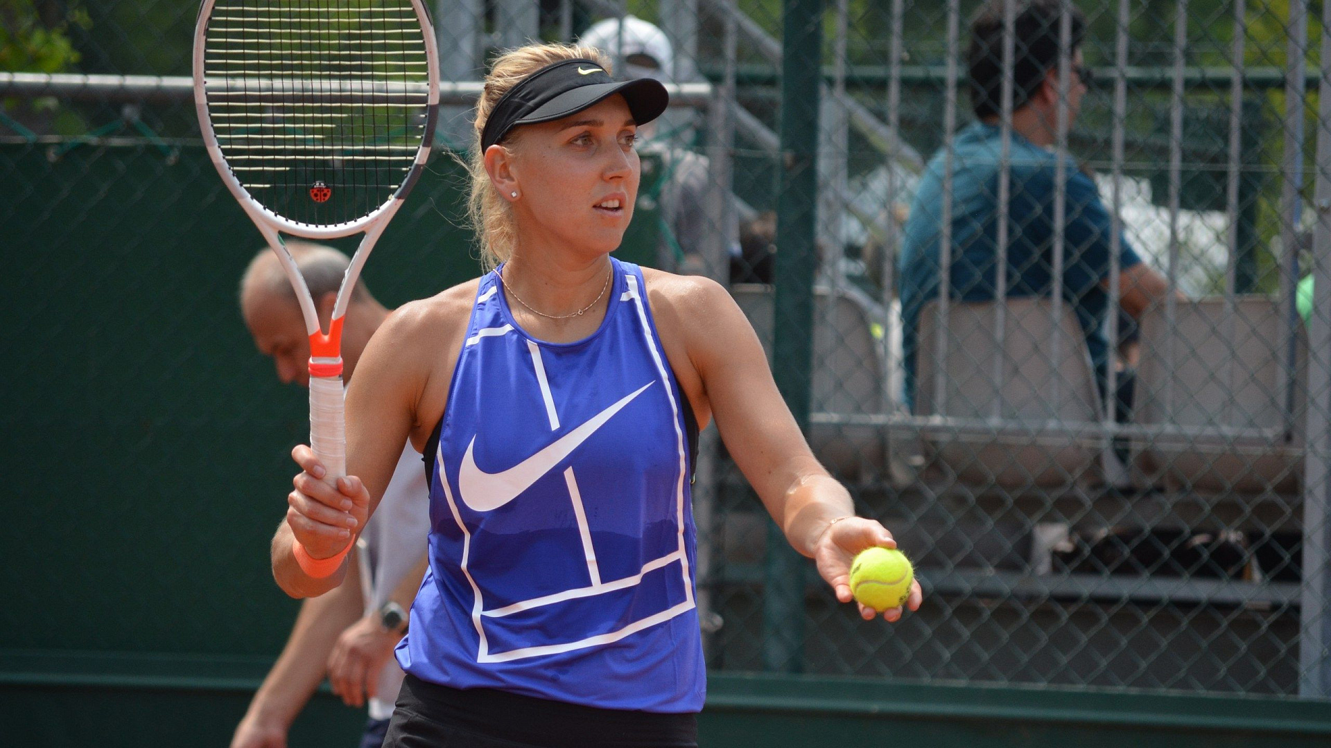 Теннисистка ЦСКА Елена Веснина вышла во второй круг «Ролан Гаррос»