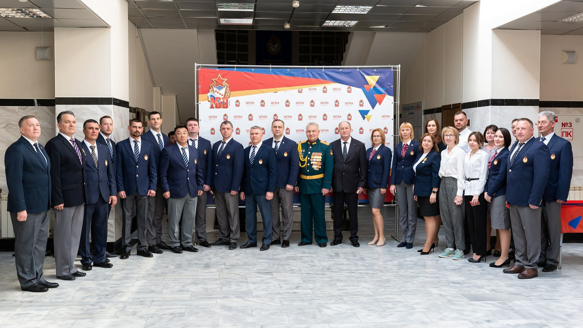 За верность и труд! В самарском филиале ЦСКА прошло очередное награждение сотрудников приуроченное к 100-летию ЦСКА