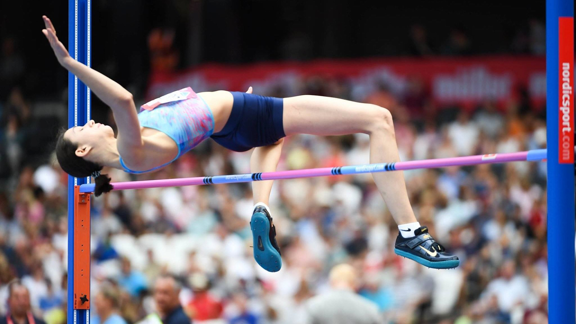 Мария Ласицкене (ЦСКА) победила на XI этапе «Бриллиантовой лиги» в Лондоне