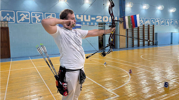 Военнослужащий Самарской спортивной роты ЦСКА поднялся на верхнюю ступень пьедестала всероссийских соревнований по стрельбе из лука