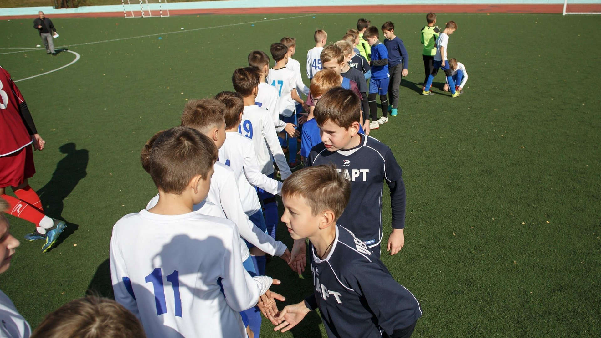 Юные футболисты спортшколы ЦСКА/Самара провели серию матчей памяти тренера Геннадия Демчука