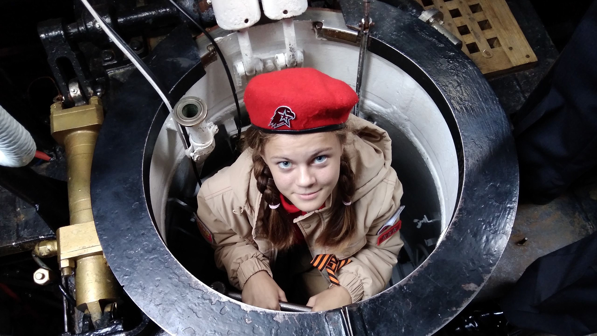 Юнармейцы СОК (г. Вилючинск) филиала ЦСКА г. Хабаровск побывали на борту атомной подводной лодки «Владимир Мономах»