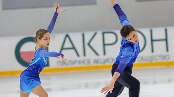 Золотую медаль всероссийских соревнований по фигурному катанию добавил в копилку ЦСКА военнослужащий Самарской спортивной роты