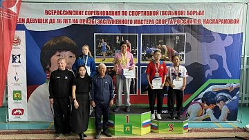 Три медали «ЦСКА-Тыва»: воспитанницы Сайзаны Куулар стали призёрами всероссийского турнира по...