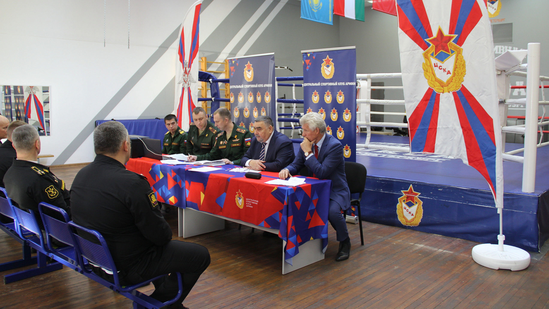 На базе СД «Хоккейный» филиала ЦСКА (СКА г. Санкт-Петербург) состоялась мандатная комиссия чемпионата ВС РФ по хоккею (35 лет и старше)