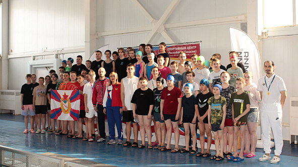 В спортцентре г. Абакан самарского филиала ЦСКА прошли соревнования по водному поло посвященные столетию ЦСКА