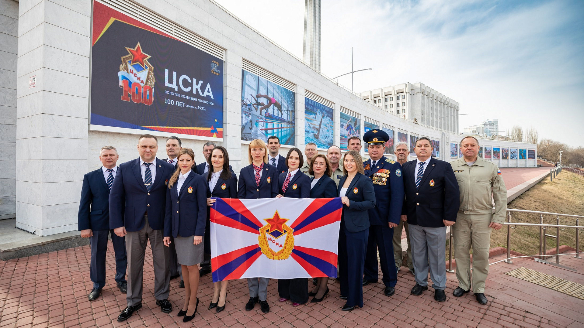 На площади Славы в Самаре открылась цифровая фотовыставка  посвященная 100-летнему юбилею ЦСКА