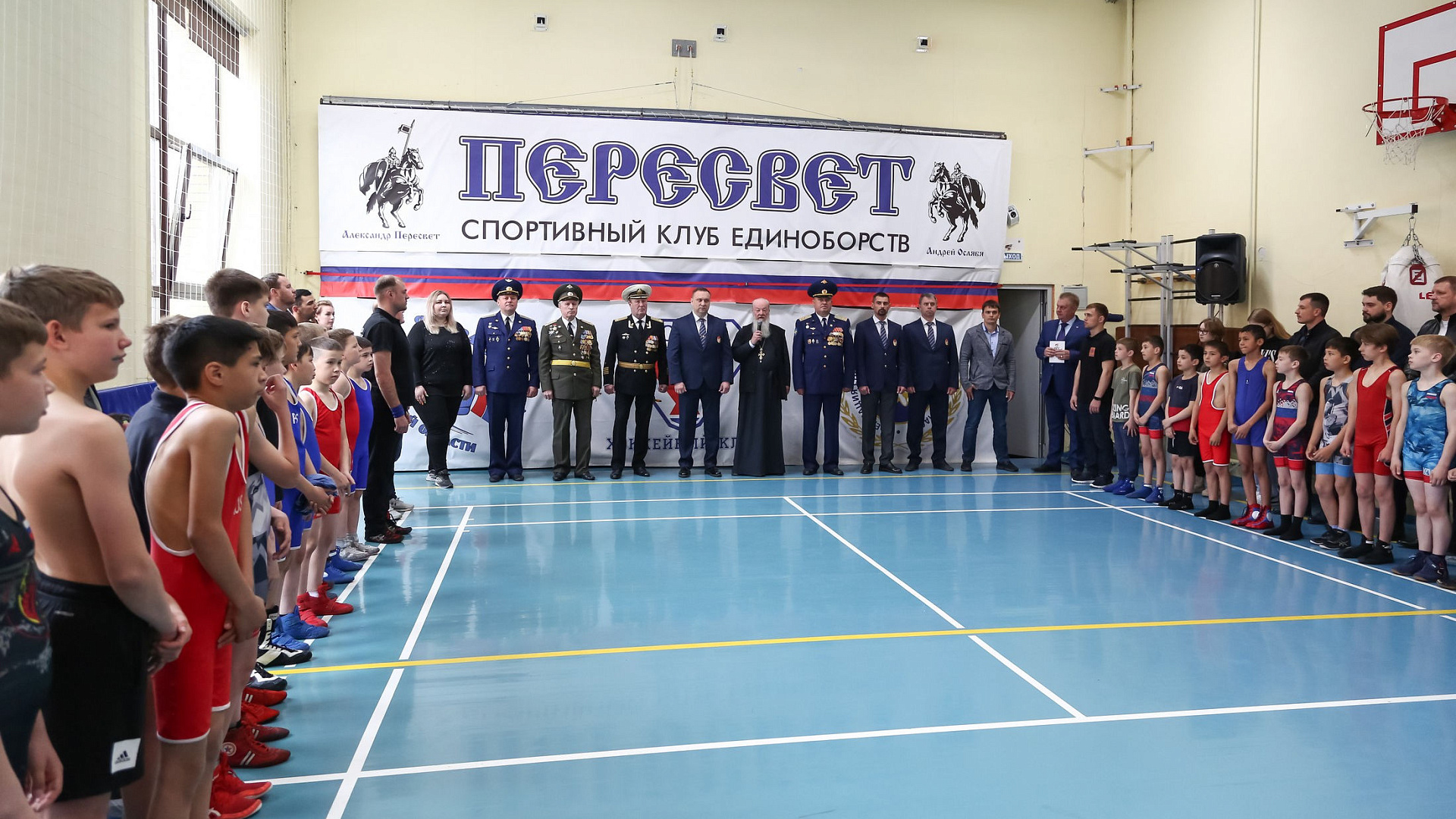 Коллектив самарского филиала ЦСКА принял участие в открытии соревнований по вольной борьбе посвященных Дню Победы