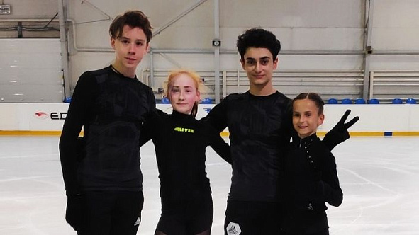 «Мы начинаем!»: Армейский фигурист Артур Даниелян возобновил тренировки на льду в ЦСКА