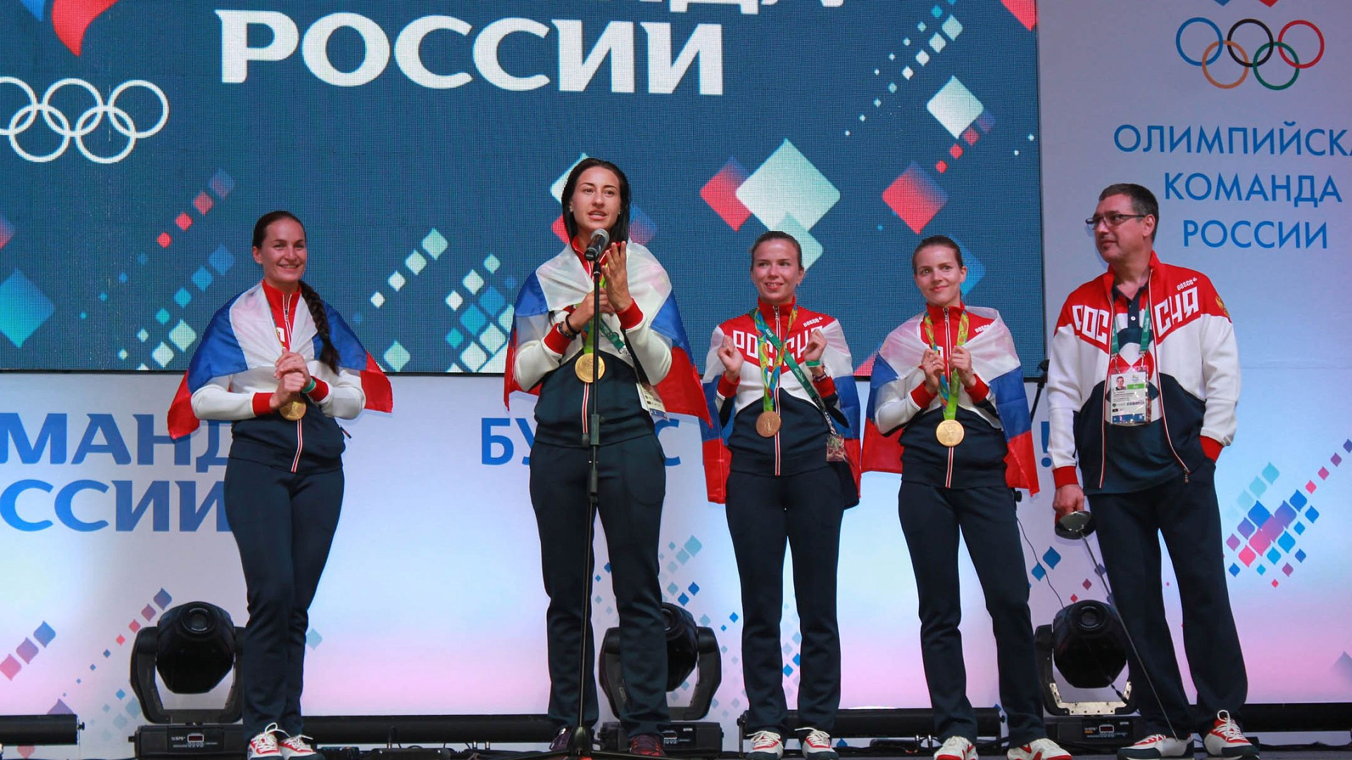 В Доме Болельщиков прошло чествование Софьи Великой и Яны Егорян