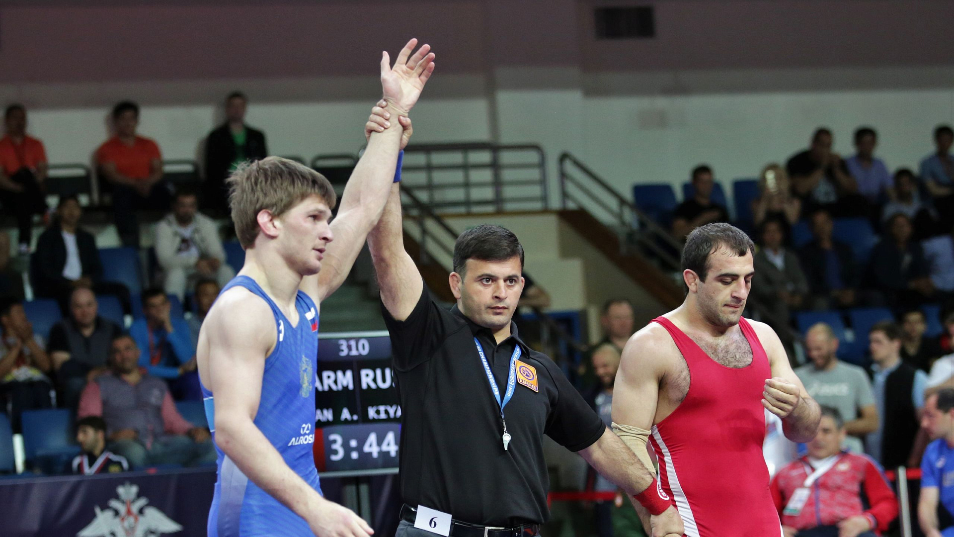 Борцы Вооруженных Сил России завоевали 3 золотые и 1 серебряную медали на чемпионате мира среди военнослужащих по спортивной борьбе в третий день